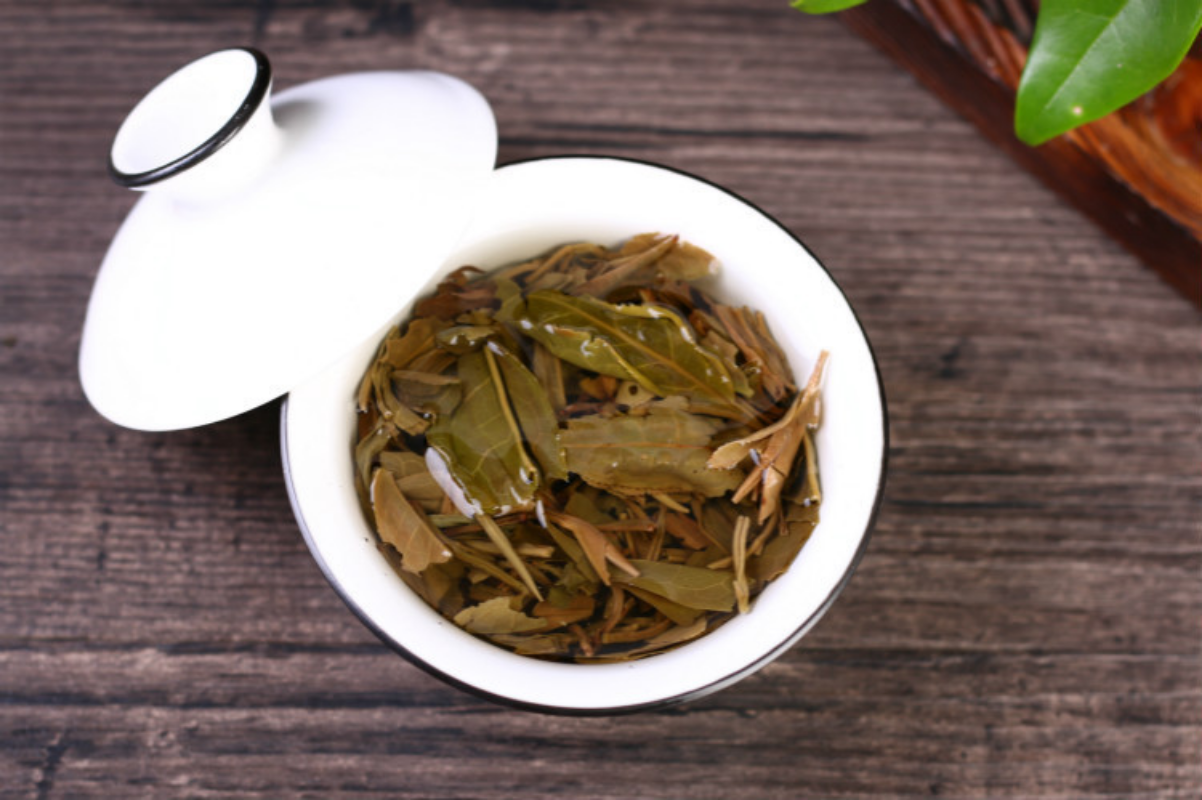 Yunnan Pu'er Tea Le Xing Xiang Changde Seven Cakes Aged Old Tea 357g