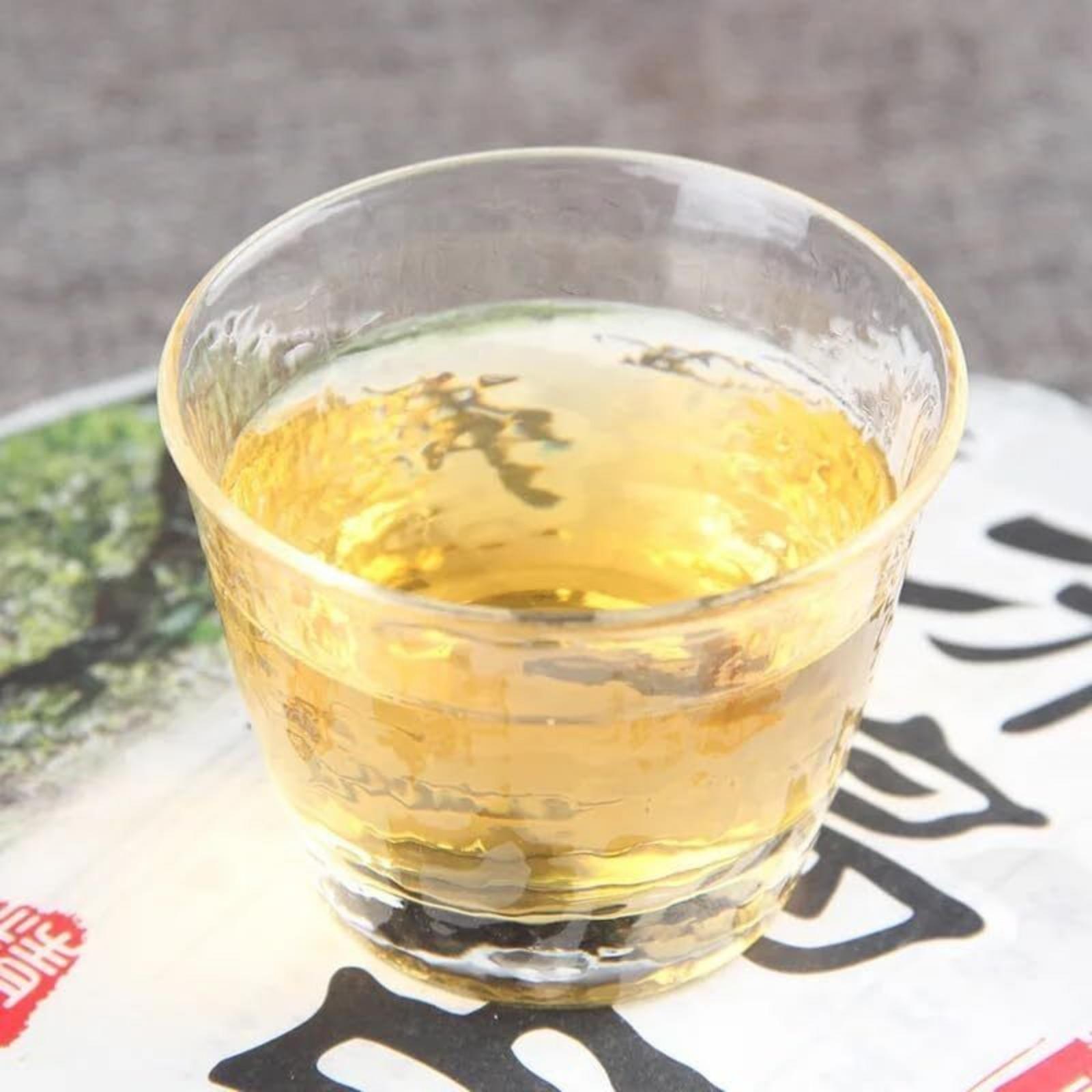357g Wild-Harvested Raw Tea Cake Icelandic Ancient Tree Yunnan Qizi Puer Tea