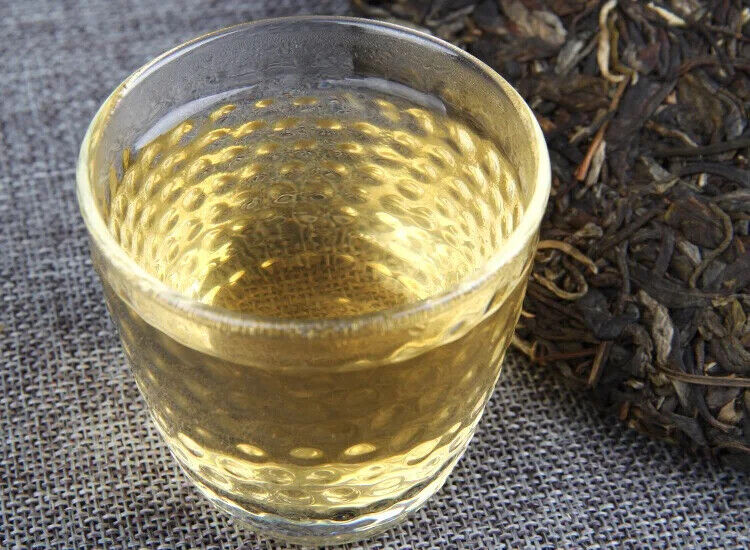 Yunnan Arbor Menghai Qizi Cake Tea Menghai Collection Pu'er Tea Raw Tea 357g