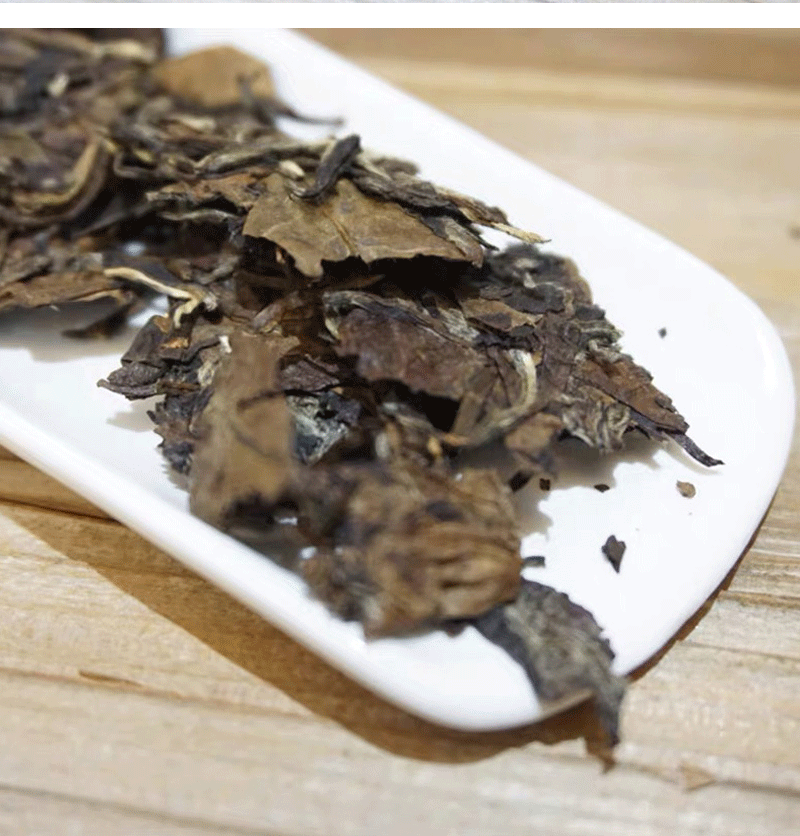 HelloYoung 300g Fuding white tea aged wilderness genuine flavor white tea cake white tea