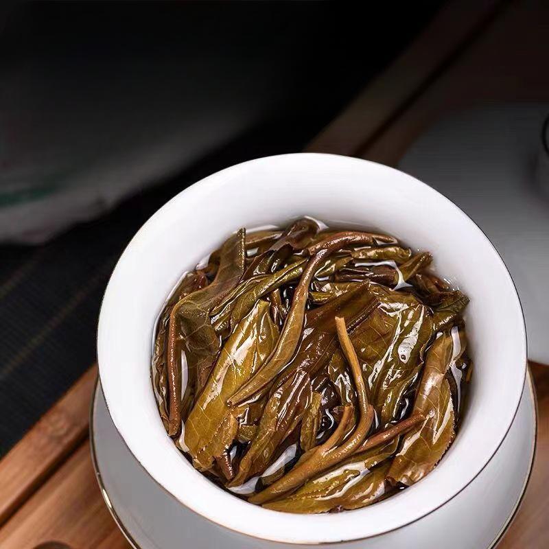 357g Aged Tree Pu-erh Sheng Tea Yunnan Puer Tea 2009 Yiwu Old Puerh Raw Tea Cake