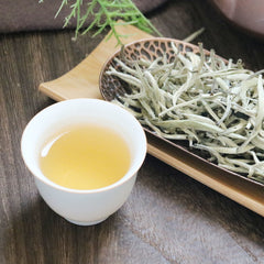White Tea Baekho Silver Needle Spring Tea Pu'er Tea Ancient Tree Pure Material