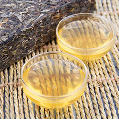 Yunnan Iceland Ancient Tree Tea Brick China Unfermented Puer Brick 1000g