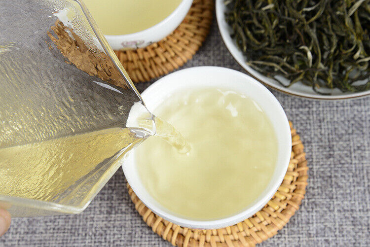 HelloYoung 500g Yunnan Green Tea Mao Feng 银丝绿茶 春尖滇绿 毛峰