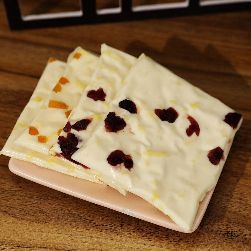 Handmade cheese pieces, cheese chunks, thousand layered milk skin