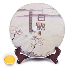 HelloYoung 350G Fuding white tea dew tea gongmei cake old white tea alpine Panxi tea