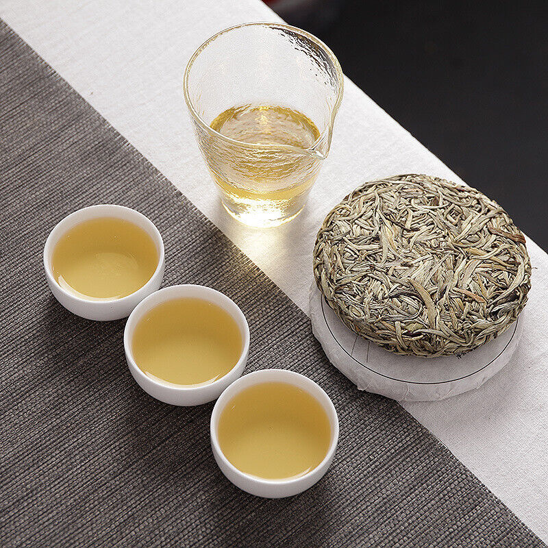 100g  Moonlight White Old White Tea, Yunnan Baihao Silver Needle Tea Cake