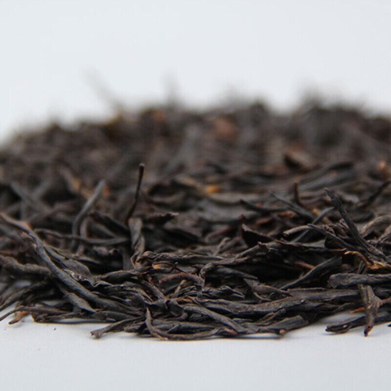 HelloYoung Dian Hong Black Tea Yunnan Old Tree Golden Needle Straight Strip Cooked Tea 500g