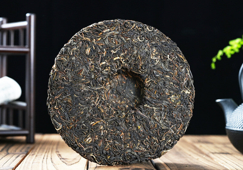 2016 Menghai Yiwu Ancient Tree Qizi Cake Round Tea Yunnan Pu'er Tea Raw Tea 357g