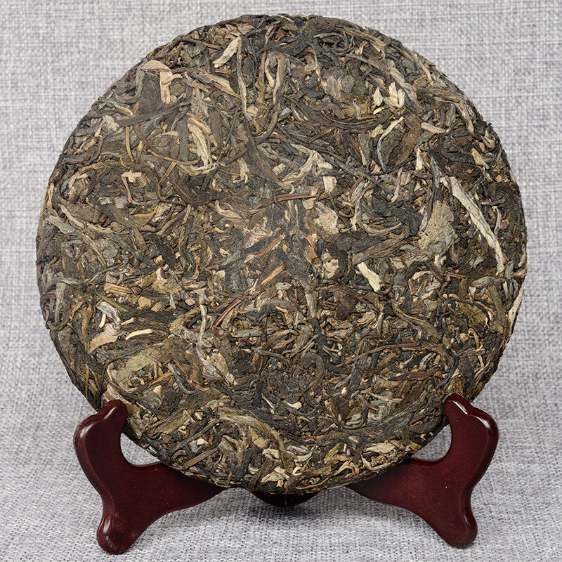 357g  Ancient Tree Tea, Yunnan Seven Seed Cake Tea, Pu'er Tea, Spring Tea