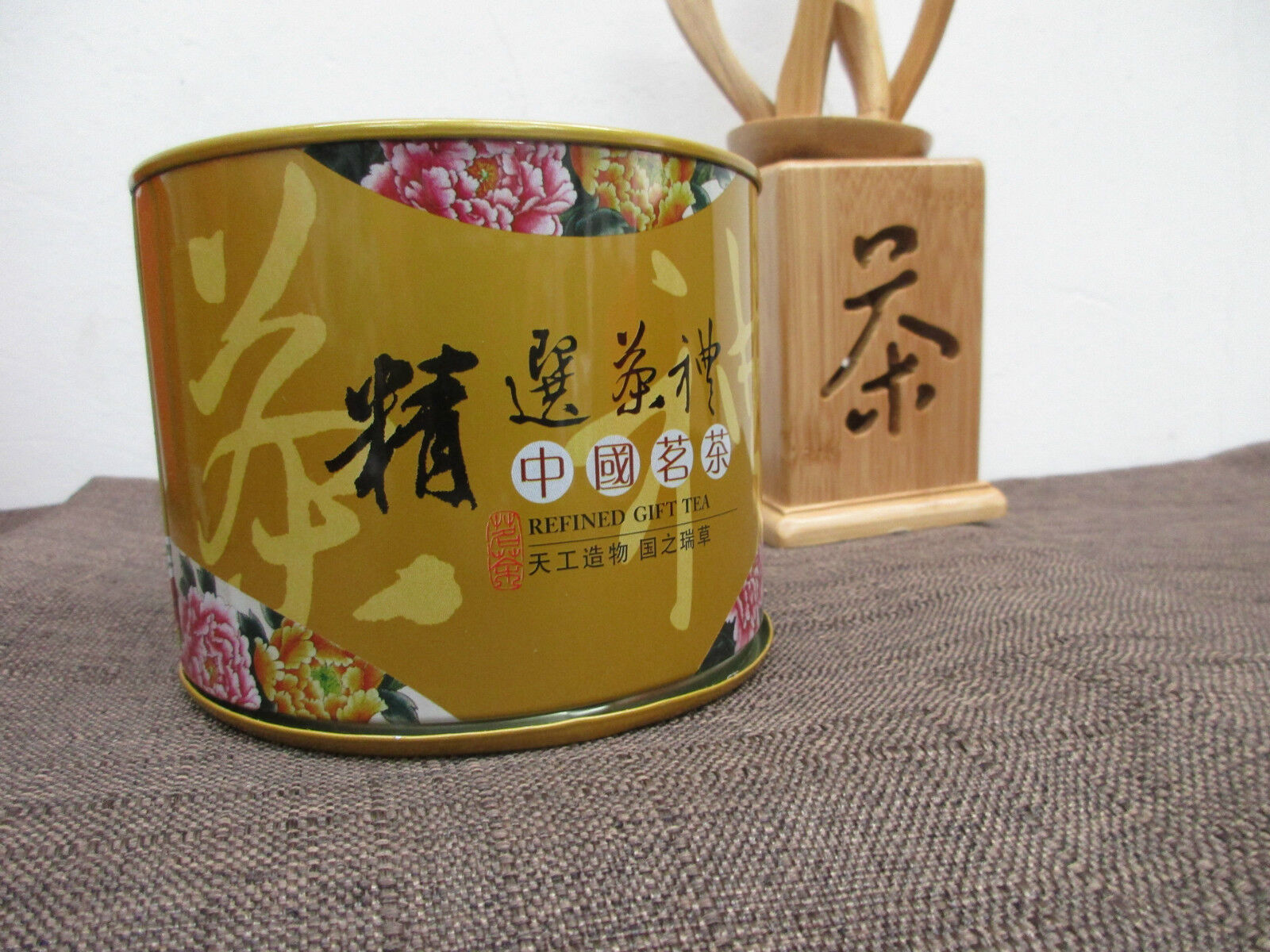 HelloYoung China Natural Organic Green Tea Oolong Tea Gift Pack Tieguanyin Tea 10 Bags/Tin