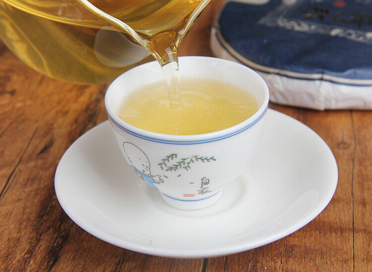 Yibang Gong Tea Cake Yunnan Early Spring Ancient Tree Pu'er Raw Tea