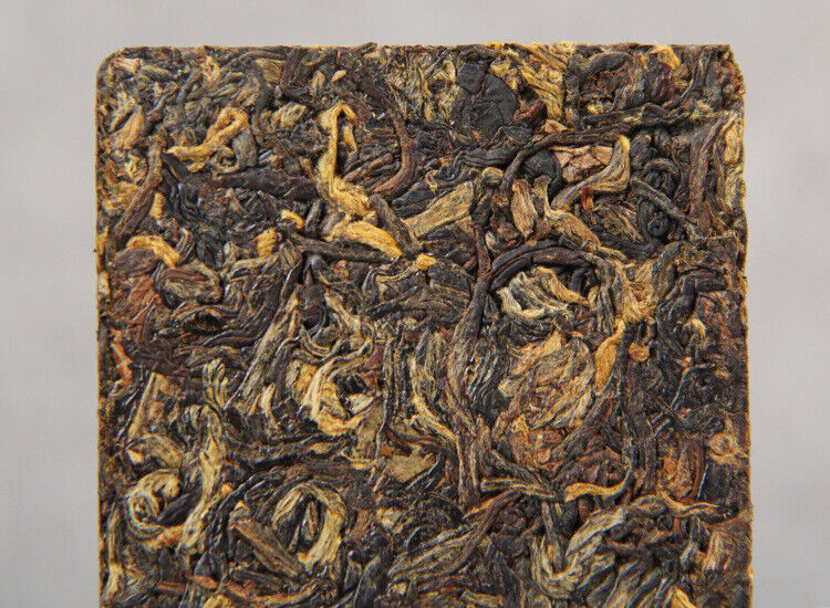 Yunnan Black Tea Fengqing Dianhong Tea Brick Floral Honey Flavor Early Spring