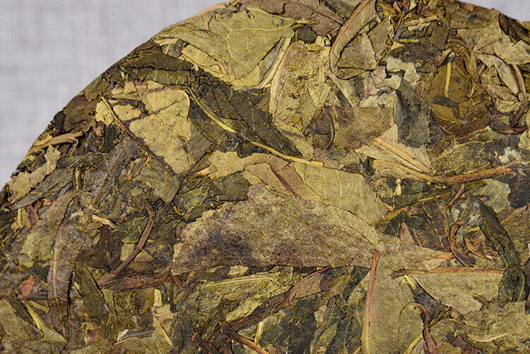 Puerh Tea Centennial Ancient Tree 357g Raw Cake Golden Leaf Puerh