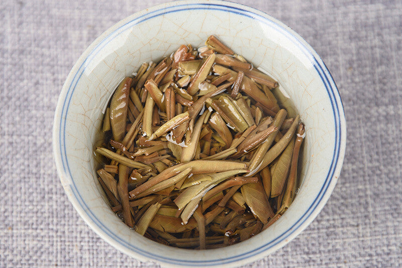 Baihao Silver Needle Yunnan White Tea Jinggu Baihao Big Bud Head 100g/cake