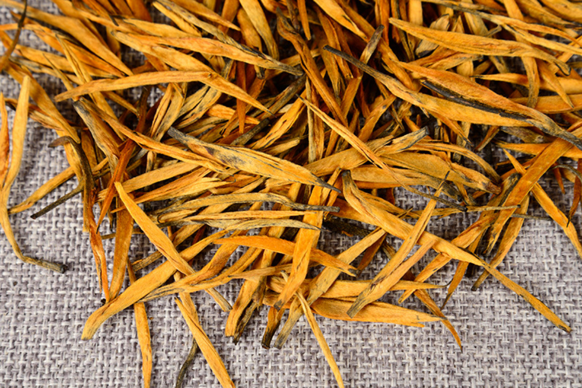 Fengqing – thé noir avec aiguille dorée, bourgeon entier, bande droite, 500G