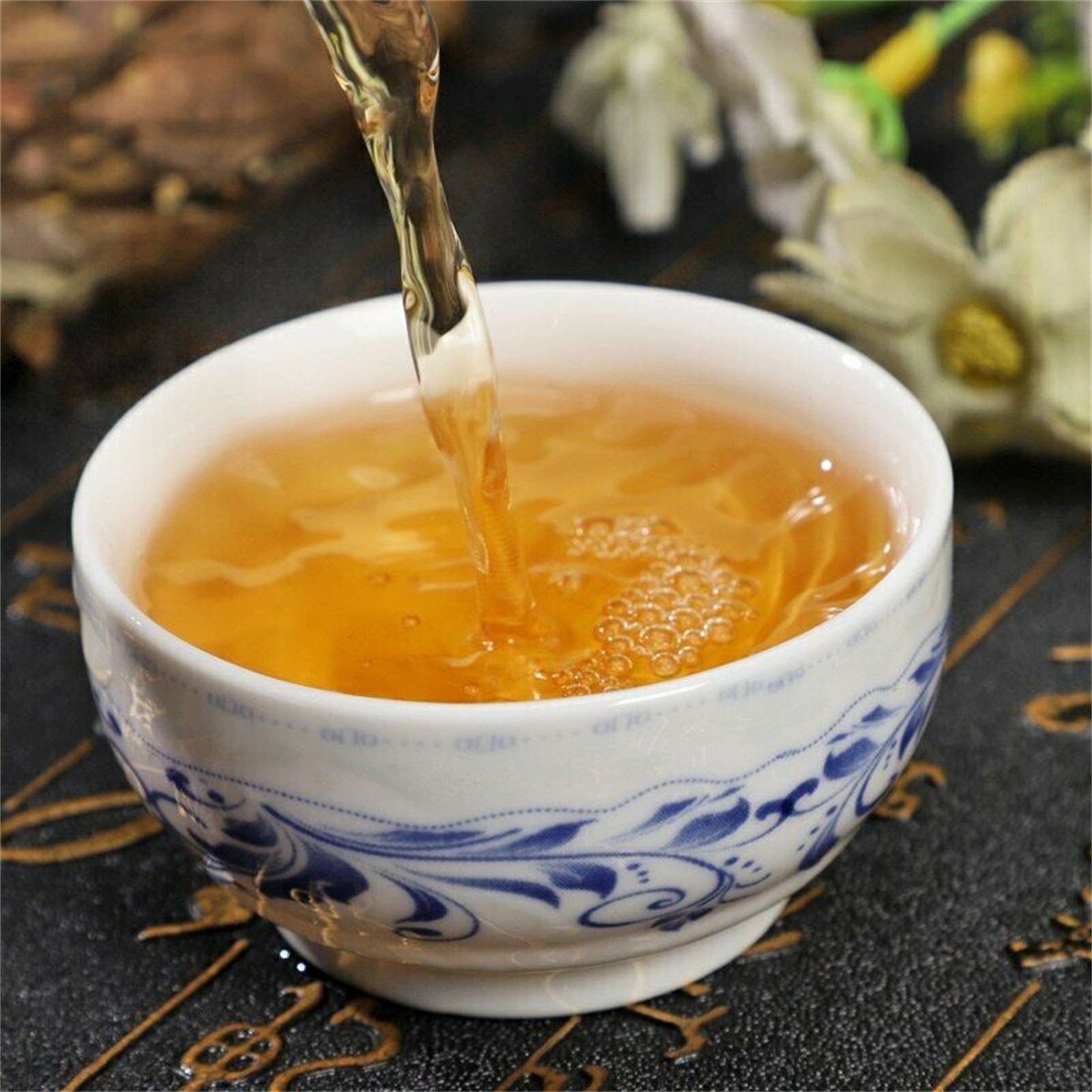 HelloYoung Shoumei Old White Tea Top Fuding Old White Tea Cake Health Care Tea 350g