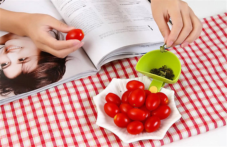 CJ135 Dip Bowl for Assorted Salad Sauce Ketchup Jam Flavor Sugar Spices Dip Clip Cup Bowl Saucer Kitchen Accessories gadgets