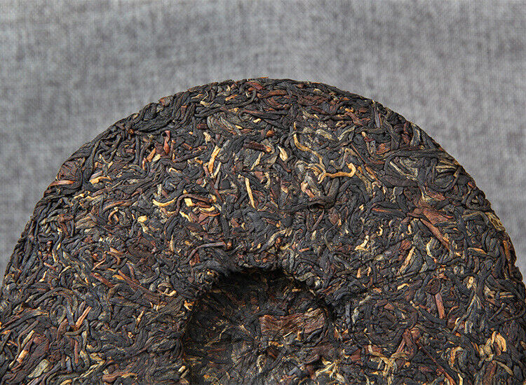 HelloYoung TeaYunnan Old Tree Black Chinese Tea Dianhong Feng Qing Red Black Tea Cake 357g