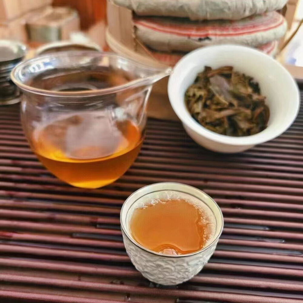 357g Laobanzhang Pu-erh Raw Tea Cake Yunnan Old Pu'er Tea Sheng Puerh Tea