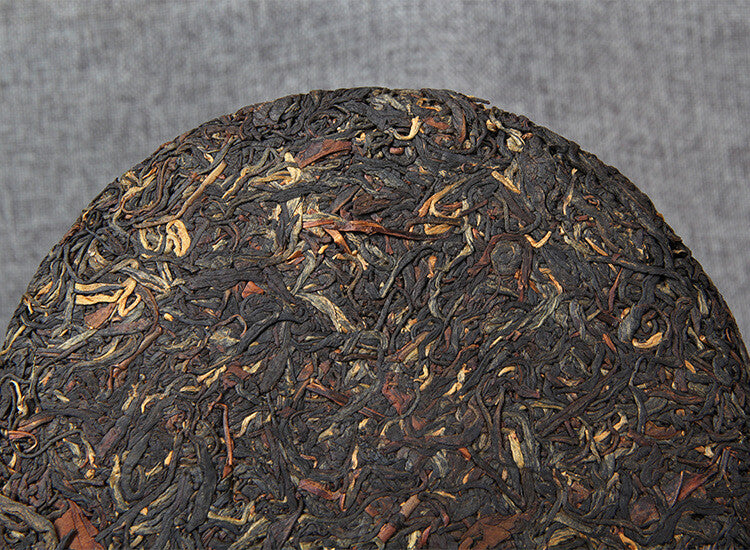 357g Red Black Tea Cake  Yunnan Old Tree Black Chinese Tea Dianhong Feng Qing