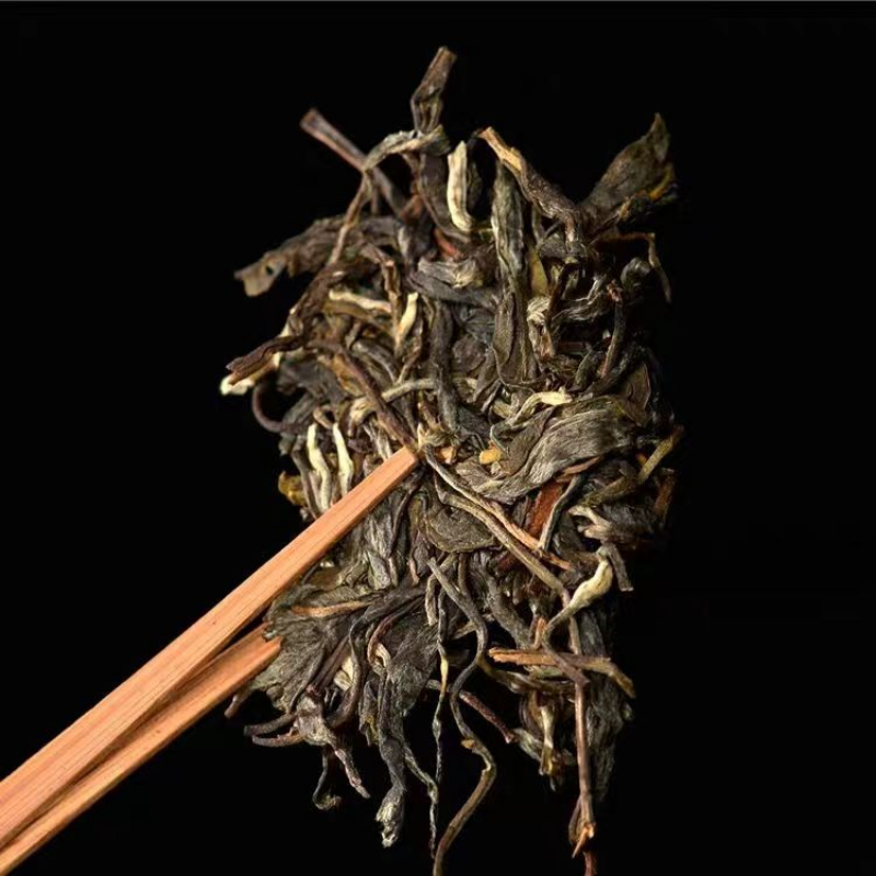 357g Raw Pu'er Tea Cake Bulang Mountain Ancient Tree Puerh Tea Yunnan Pu'er Tea