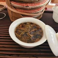 357g Spring Sheng Pu-erh Tea Cake Jadeite Banzhang Puerh Raw Tea Pu'er Cake Tea
