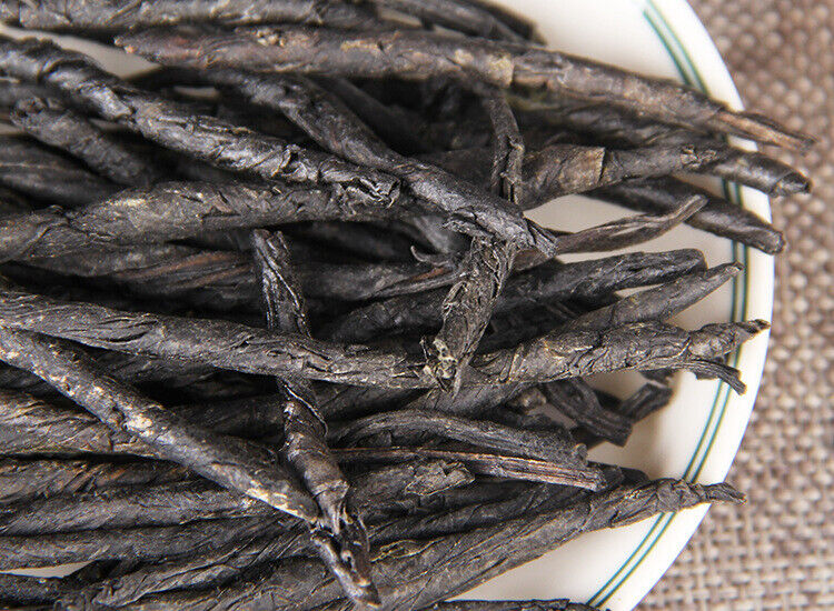 Premium Hainan KU DING Big Leaf Kuding Tea Herbal Tea Bitter Tea China Green Tea