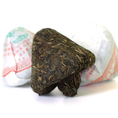 yr 250g Yunnan Puer Puerh Tee Raw Lucky Dragon Tuocha Cake Pu-erh Pu'er Tea