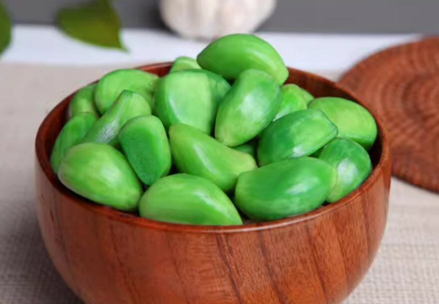 Laba Knoblauch - Eingelegter grüner Knoblauch mit Zucker 200g