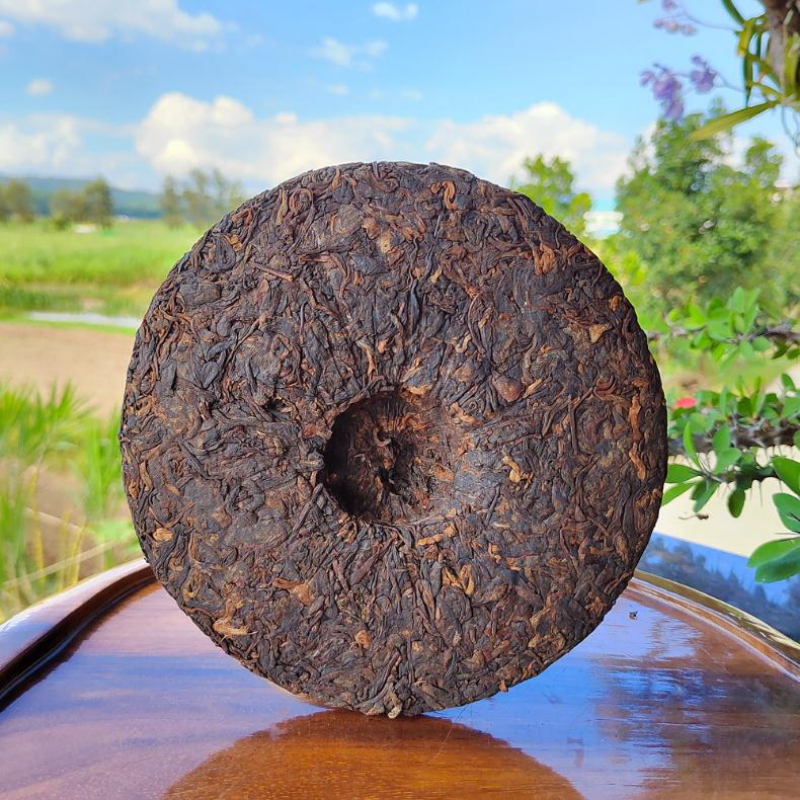 357g Yunnan Old Tree Pu-erh Ripe Tea Cake Bulang Mountain Cooked Pu-erh Tea