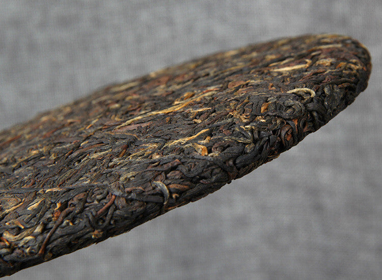 357g Red Black Tea Cake  Yunnan Old Tree Black Chinese Tea Dianhong Feng Qing