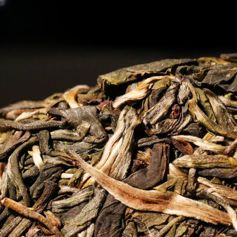 357g Yunnan Raw Puerh Tea Cake Spring Pu'er Sheng Tea Premium Pu-erh Tea