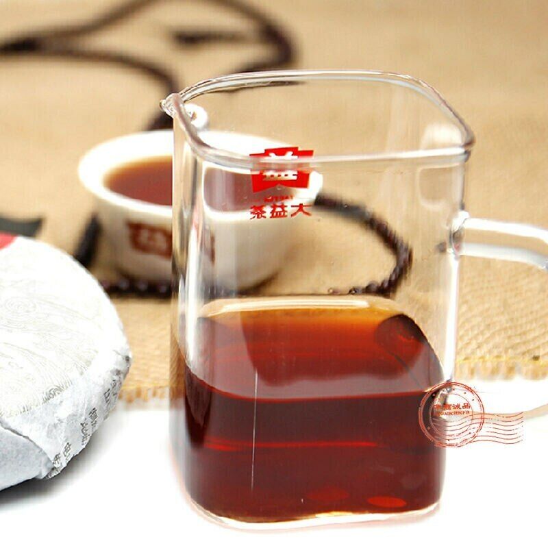 HelloYoung Dayi Taetea 7572 Yunnan Menghai Pu'er Pu-erh Tea Cake in Box 150g Ripe Puer