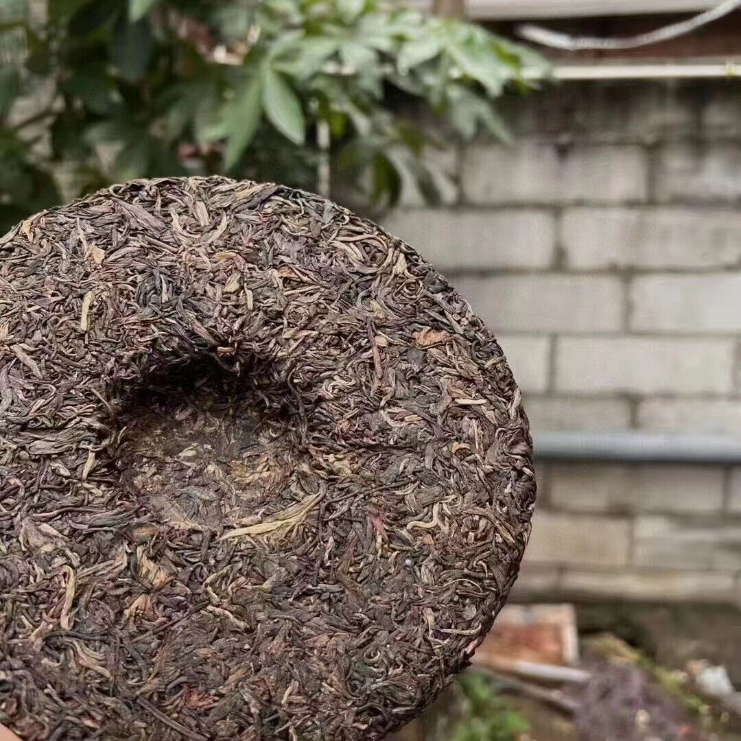 357g Yunnan Raw Puerh Tea Cake Yiwu Big Tree Pu-erh Raw Tea Aged Pu'er Tea