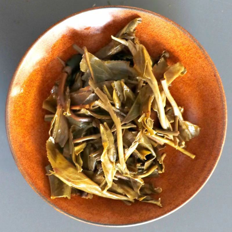 357g Yunnan Raw Puerh Tea Iceland Pu-erh Raw Tea Cake Big Leaves Pu'er Green Tea