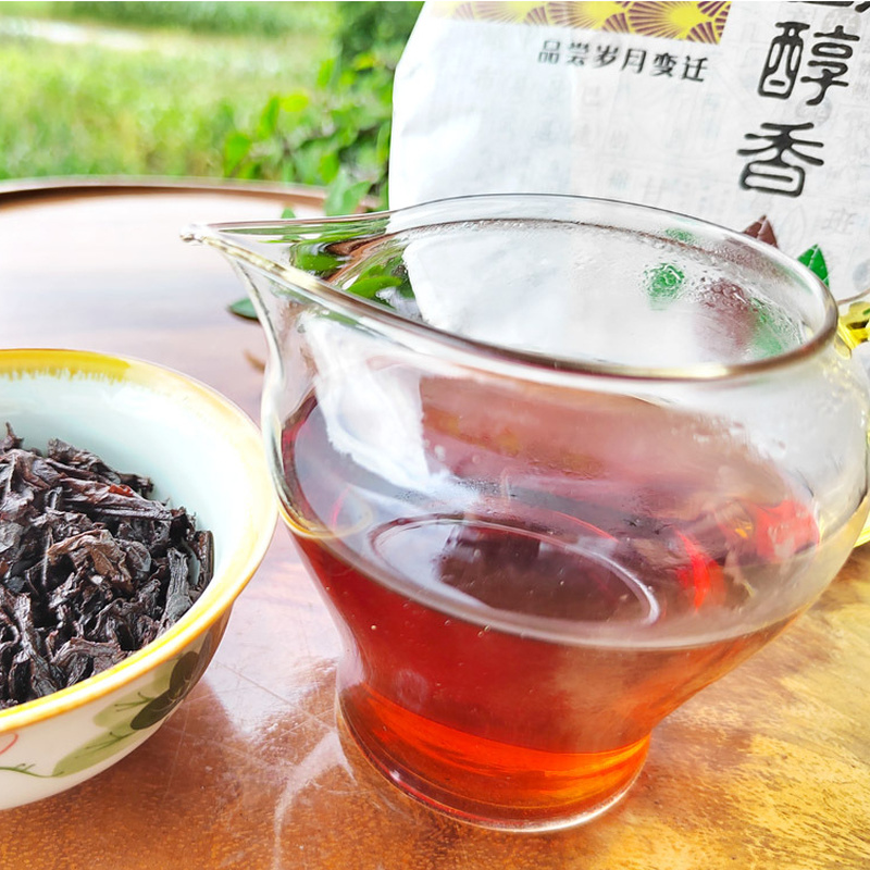 357g Yunnan Iceland Pu-erh Tea Cake Ripe Puerh Tea Cooked Pu'er Tea Black Tea