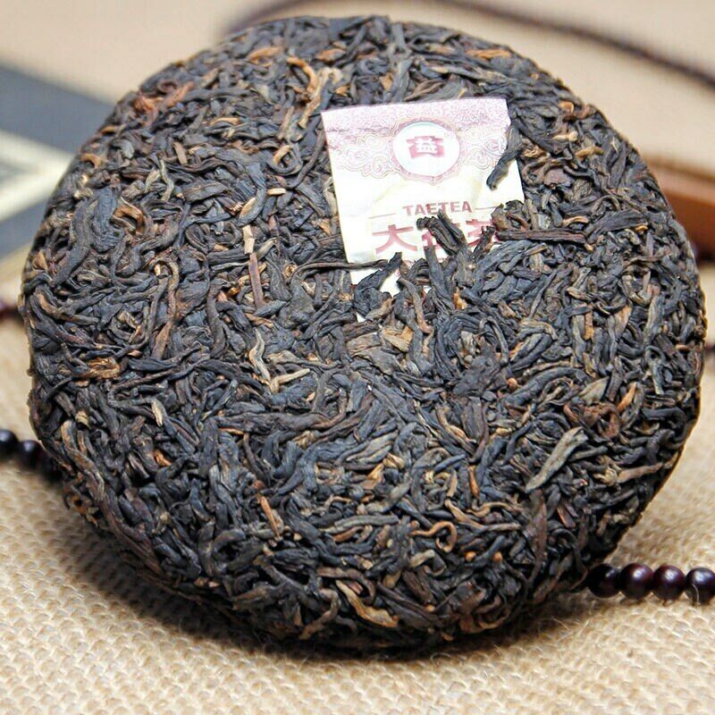 HelloYoung Dayi Taetea 7572 Yunnan Menghai Pu'er Pu-erh Tea Cake in Box 150g Ripe Puer