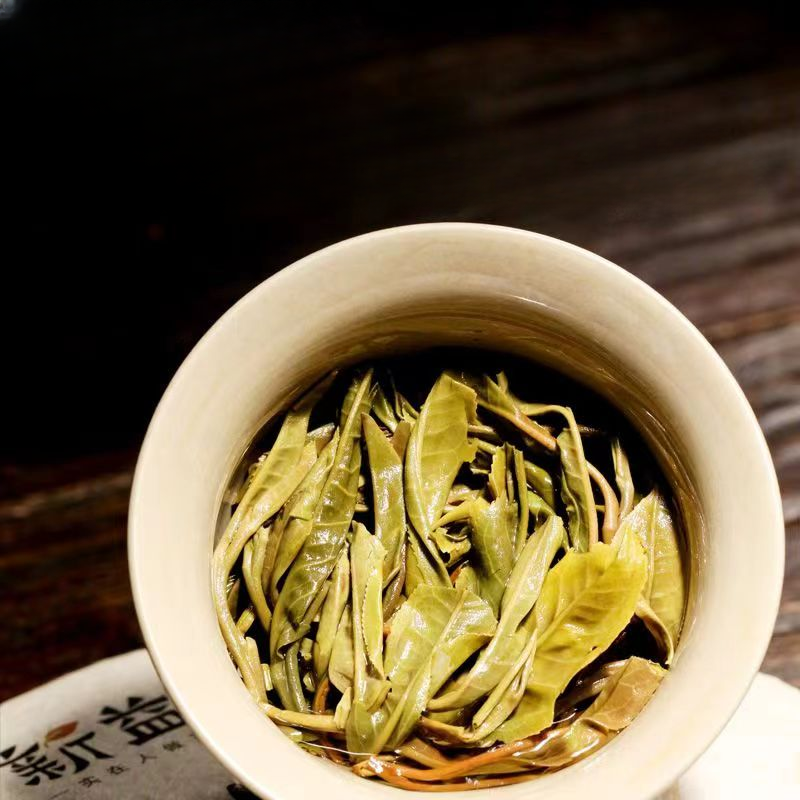 357g Yunnan Raw Puerh Tea Cake Spring Pu'er Sheng Tea Premium Pu-erh Tea