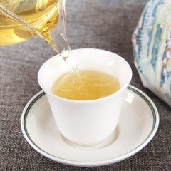 HelloYoung /Golden White Sheng Puer Tea Cloud-like White Beauty Raw Puerh Tea 357g