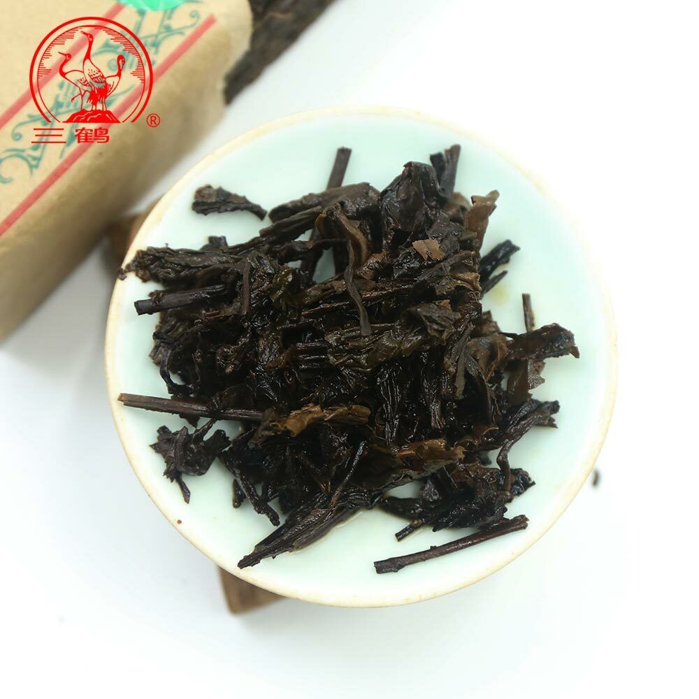 HelloYoung Three Cranes Sanhe Liu Pao Tea 3208 Golden Flower Dark Tea China Tea 400g