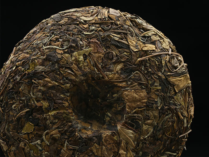HelloYoung High Mountain Gong Mei 350g Chinese Old Tree Fuding White Tea Cake ShouMei