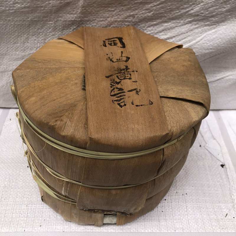 357g  Chinese Yunnan Pu Erh Tea, Aged Ripe Puer Tea