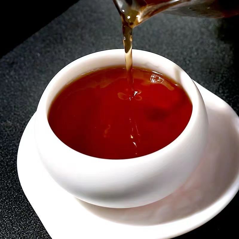 Puerh Ripe Tea Yunnan Menghai Pu-erh Cooked Tea Brick Old Pu'er Black Tea 250g