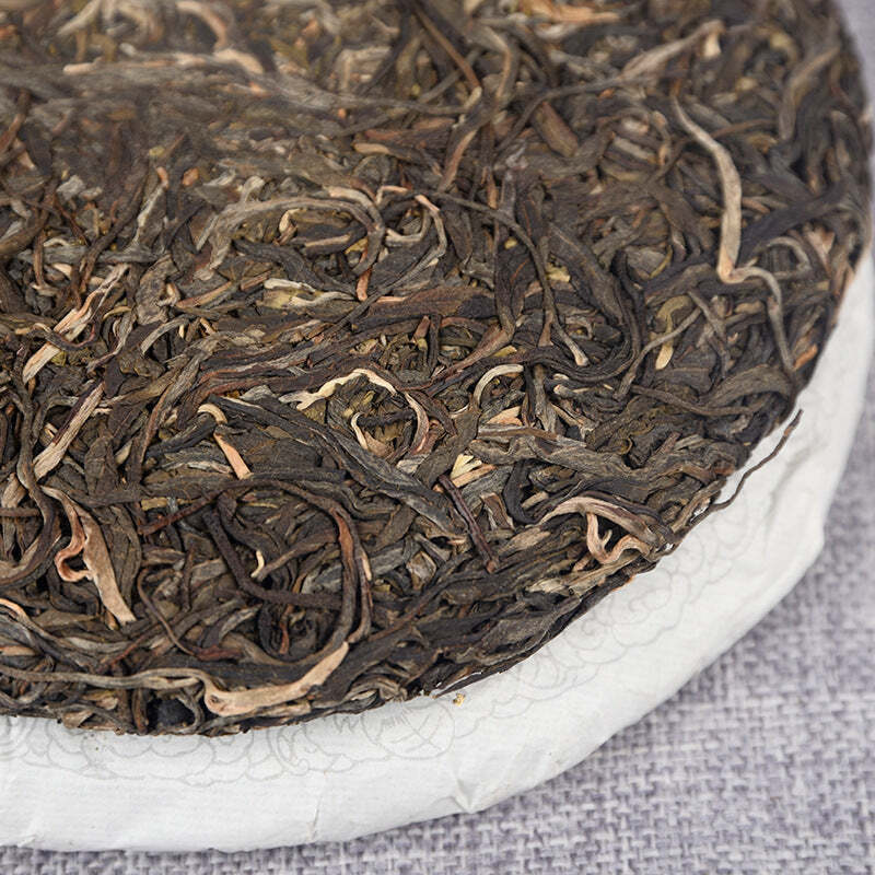 Spring Raw Puerh Tea Laobanzhang Old Tree Pu'er Shengcha Yunnan Pu-erh Tea 357g