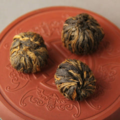 HelloYoung TeaYunnan Black Tea Fengqing Dianhong Handmade Dragon Bal Golden Ball Tea 100g