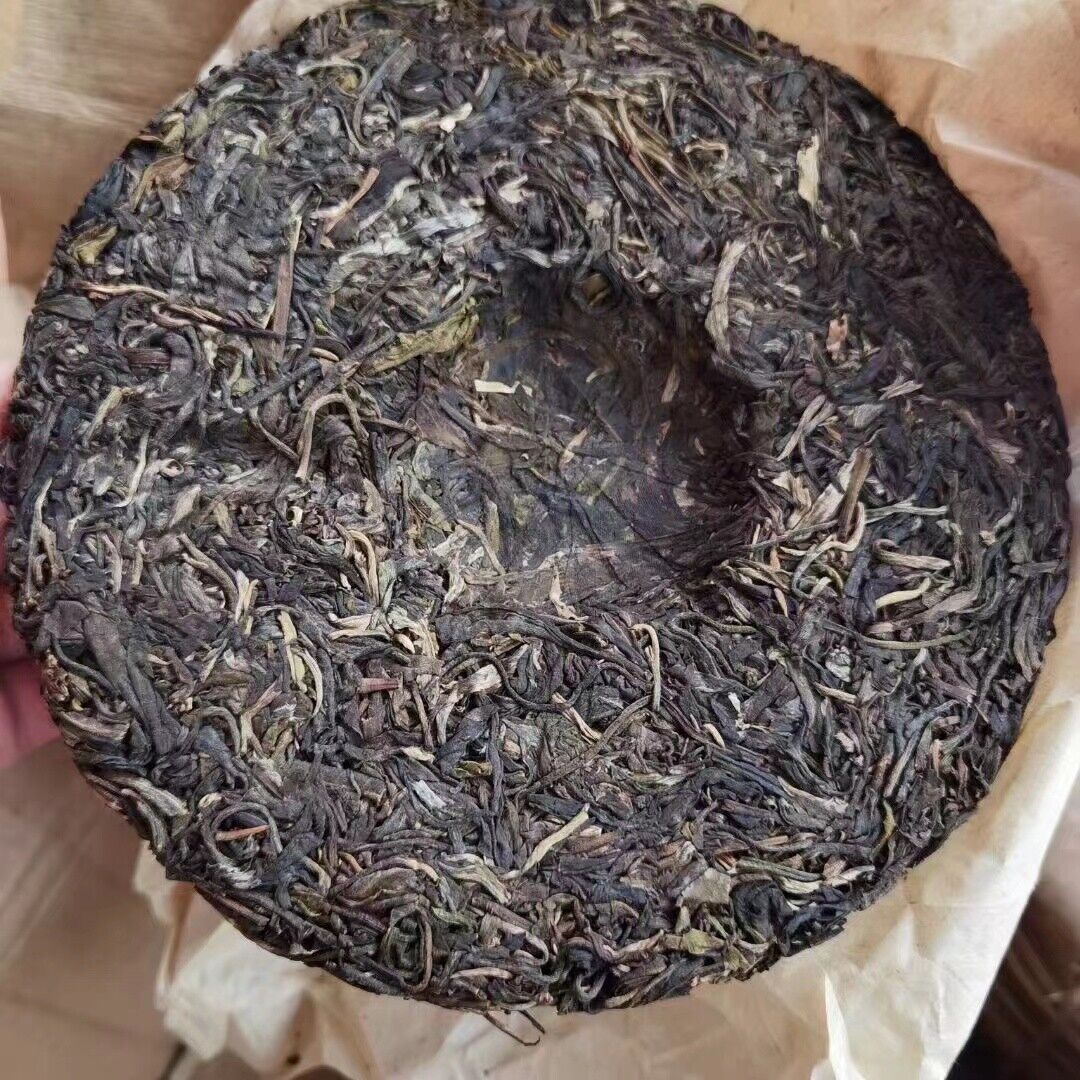 357g Yunnan Raw Pu-erh Tea Cake Yiwu Tongqinghao Puerh Raw Tea Pu'er Cake Tea