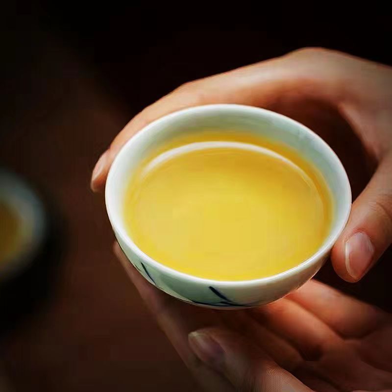 357g Yunnan Raw Puerh Tea Cake 2007 Yiwu Aged Pu'er Raw Tea Old Pu-erh Cake Tea