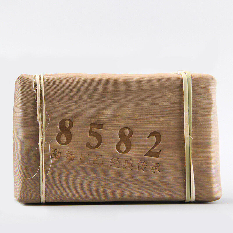 Yunnan Menghai Classical 8582  Puer Tea Brick  Old Tree Sheng Puerh 250g