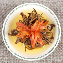 HelloYoung TeaYunnan Black Tea Fengqing Dianhong Handmade Lily Hydrangea Ball Tea 100g
